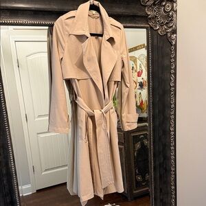 Gianni Bini Classic Beige Trench Coat